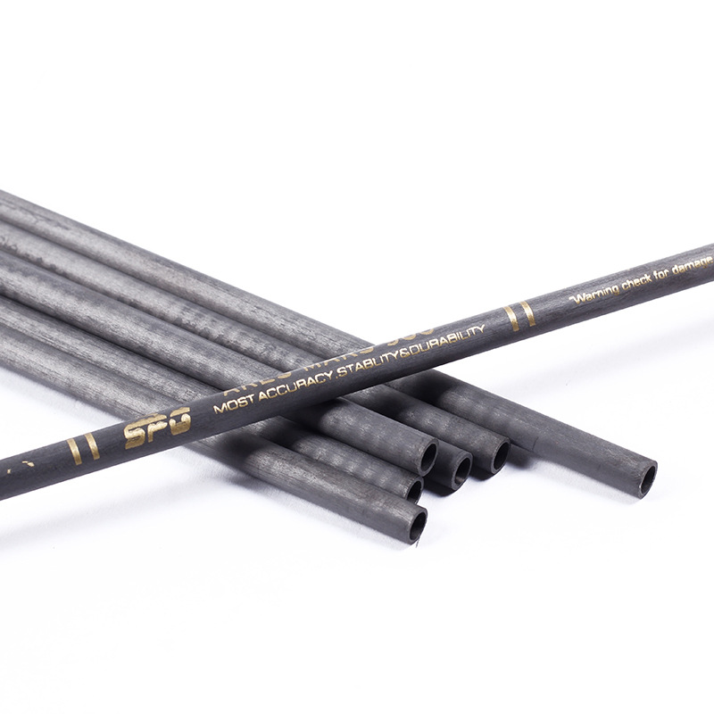 thân mũi tên carbon